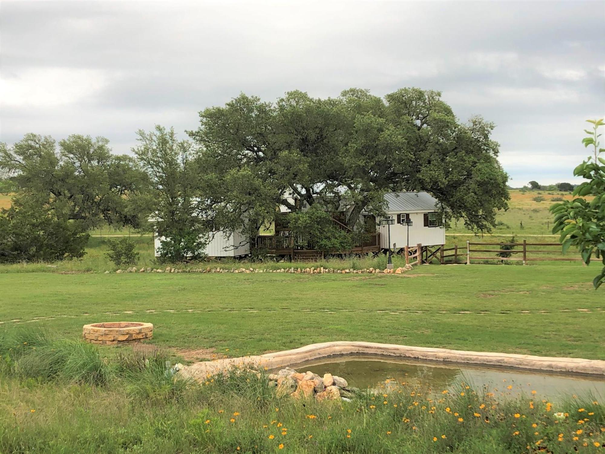 The Alexander At Creek Road Hotel Dripping Springs Exterior photo